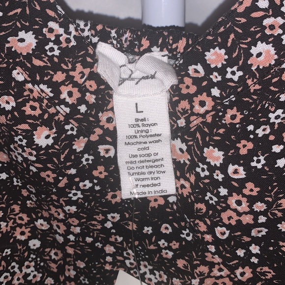 Crop Top - Picture 3 of 9